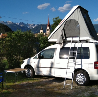 Dachzelt Campingurlaub Autozelt Abenteuer Urlaub' Kontrastschürze